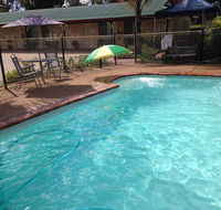 Country Rose Motel Warwick - Accommodation Directory