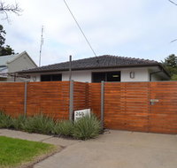 Crisands of Echuca - Accommodation Directory
