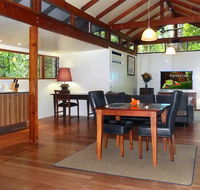 Crystal Creek Rainforest Retreat - Accommodation Directory
