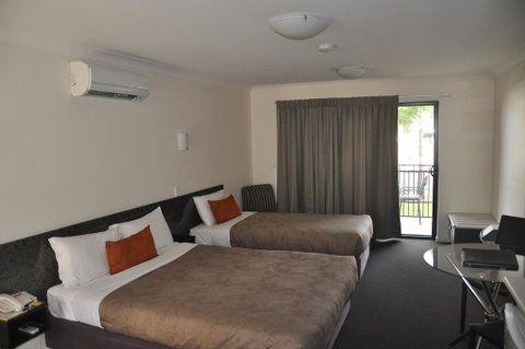 Dalby Fairway Motor Inn - Accommodation Directory 2