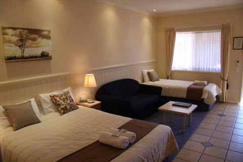 Dalby Mid Town Motor Inn - Accommodation Directory 2