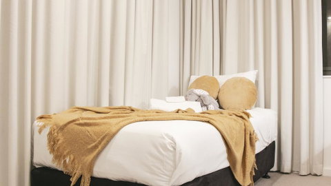 Darling Harbour Luxury Service Apartment - Accommodation Directory 0