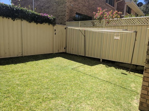 DAVIES STREET 3/14 MOLLYMOOK - Accommodation Directory 3