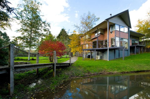 Daylesford Lake Villa 1 - Accommodation Directory 0
