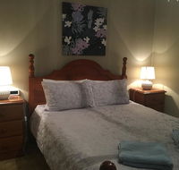 Desert Flower Cottages on Wolfram St - Accommodation Directory