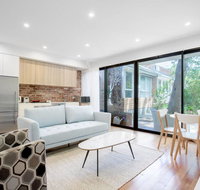 Designer Taste 2BR TownhouseHawthorn - Accommodation Directory