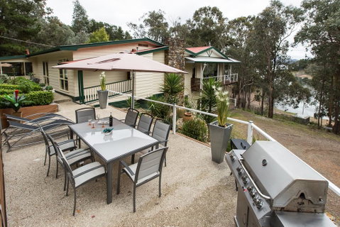 Devinegetaway - Accommodation Directory 2