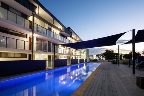 Direct Hotels-Islington At Central - Accommodation Directory 2