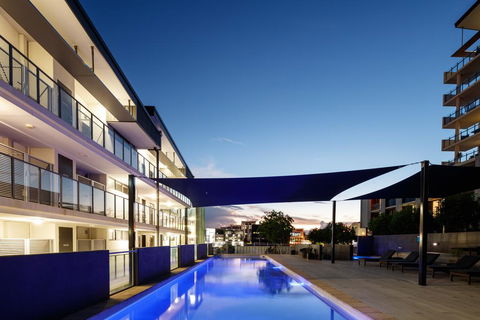 Direct Hotels-Islington At Central - Accommodation Directory 1