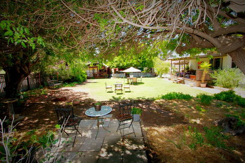 Dongara Breeze Inn - Accommodation Directory 0