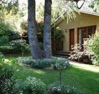 Dukis House - Accommodation Directory
