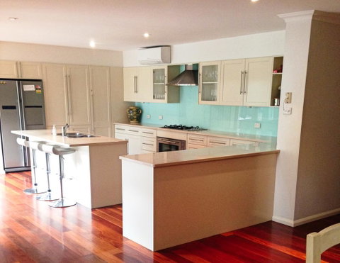 Eagles Landing - Accommodation Directory 2