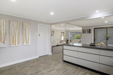 East Coast Hideaway Beach Retreat - Accommodation Directory 2