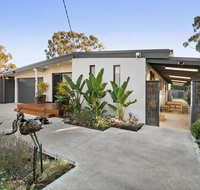 Easy Living Bayside Accommodation - Accommodation Directory