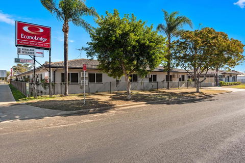 Econo Lodge Moree Spa Motor Inn - Accommodation Directory 1