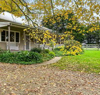 Elm Cottage - Accommodation Directory