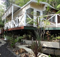 Eumundi Yacht Club BB - Accommodation Directory
