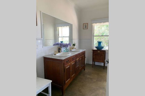 Farm House At The Gateway To The King Valley - Accommodation Directory 1