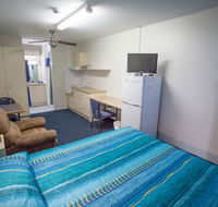 Fourth Ave Motor Inn - Accommodation Directory