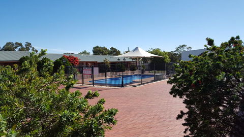 Gateway Motor Inn - Accommodation Directory 0