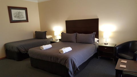 Gateway Motor Inn - Accommodation Directory 3