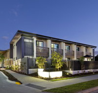 Glen Hotel and Suites - Accommodation Directory