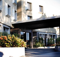 Golden Pebble Hotel - Accommodation Directory