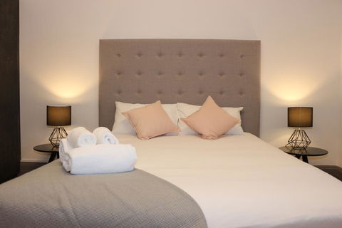 Guildford Hotel - Accommodation Directory 3