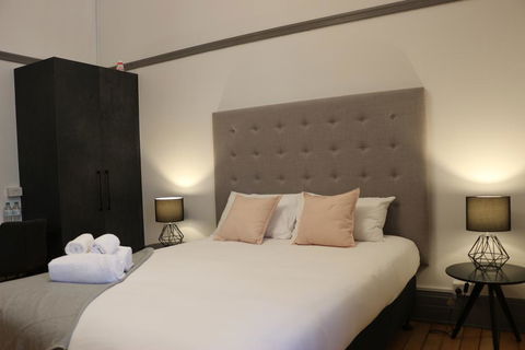 Guildford Hotel - Accommodation Directory 2
