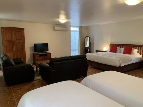 Guildford River Retreat - Accommodation Directory 2
