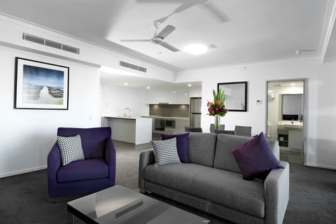 H On Mitchell Apartment Hotel - Accommodation Directory 3