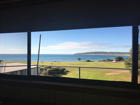 Hamilton - Accommodation Directory 1