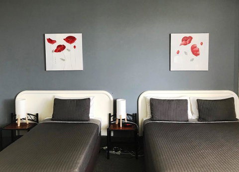 Hamilton Motor Inn - Accommodation Directory 3