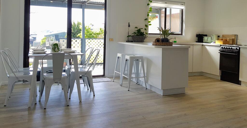 Clayton Bay SA Accommodation Directory