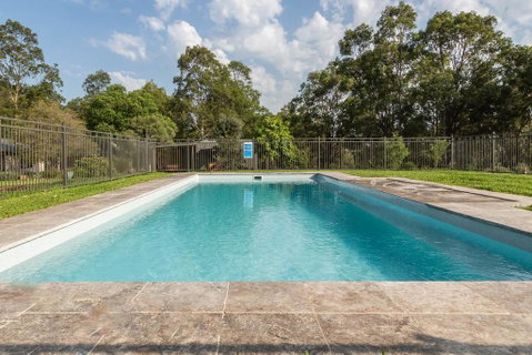 Hermitage Hideaway - Accommodation Directory 0