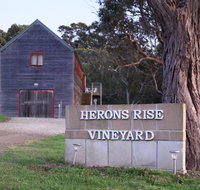 Herons Rise Vineyard Accommodation - Accommodation Directory