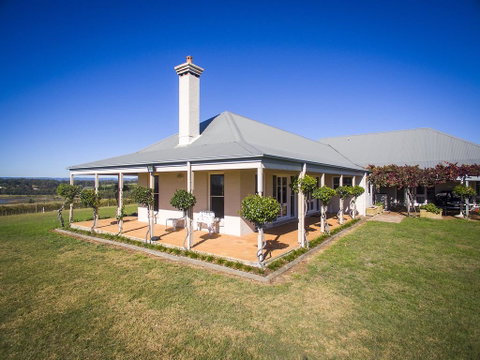 Holman Estate - Accommodation Directory 3