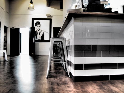 Hotel Gracelands - Accommodation Directory 2