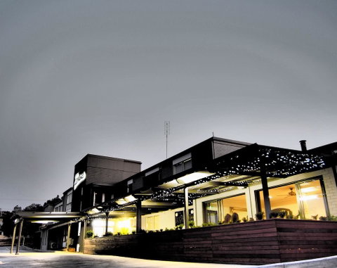 Hotel Gracelands - Accommodation Directory 0