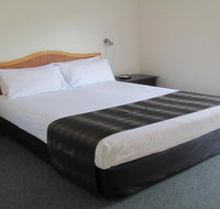 Jadon Place Holiday Apartments - Accommodation Directory