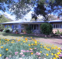 James Farmhouse - Accommodation Directory