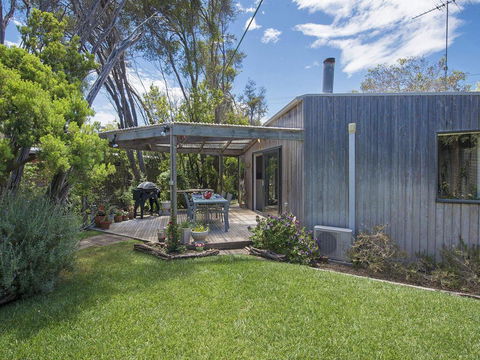 Just Beachy Beach House - Pet Friendly! - Accommodation Directory 0
