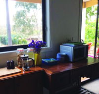 Kangaroo Hill Studio - Accommodation Directory