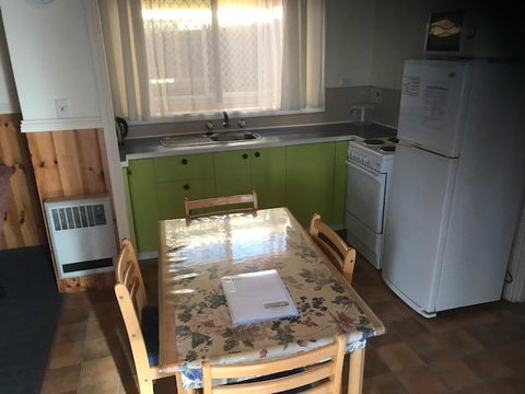 Kellraine Holiday Units - Accommodation Directory 0