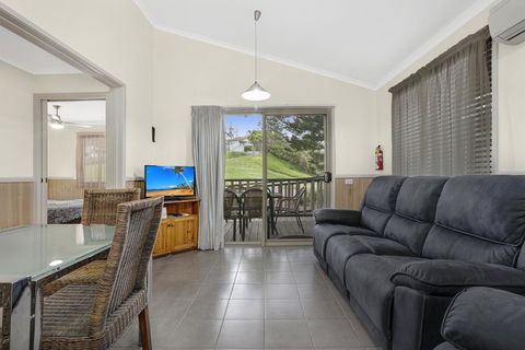 Kendalls Beach Holiday Park - Accommodation Directory 1