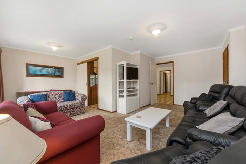Kennington Cottage - Accommodation Directory 3