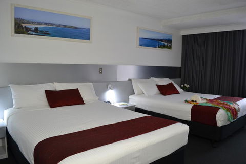 Kiama Shores - Accommodation Directory 2