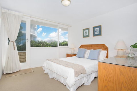 King Tide - Accommodation Directory 3