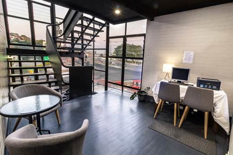 Kingsford Riverside Inn - Accommodation Directory 1