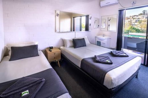Kingsford Riverside Inn - Accommodation Directory 3